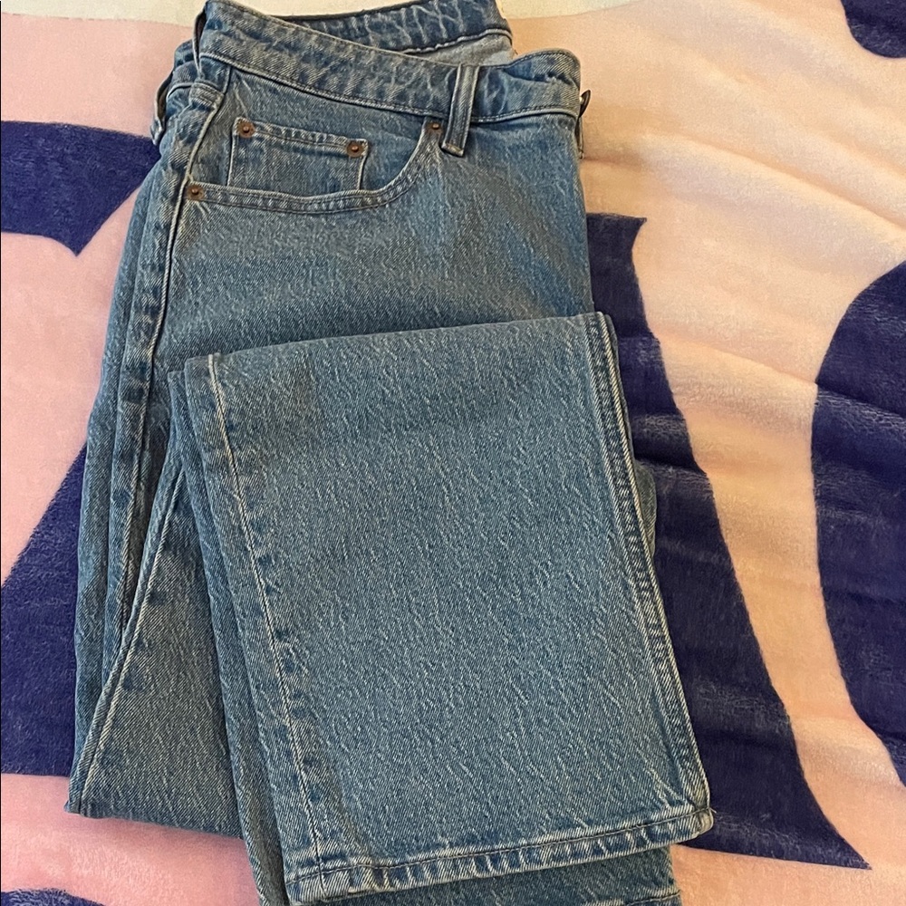 Abercrombie & Fitch Women's Straight Leg Blue Jeans